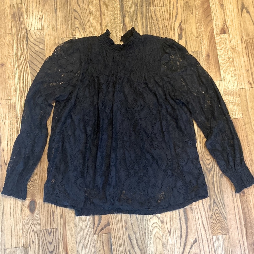 Black lace top